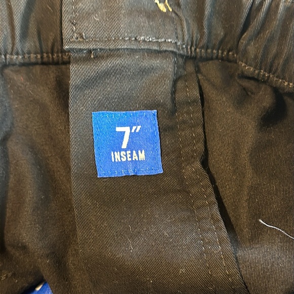 Chubbies Original Stretch Shorts The Dark N' Stormies 7” inseam - Picture 7 of 8